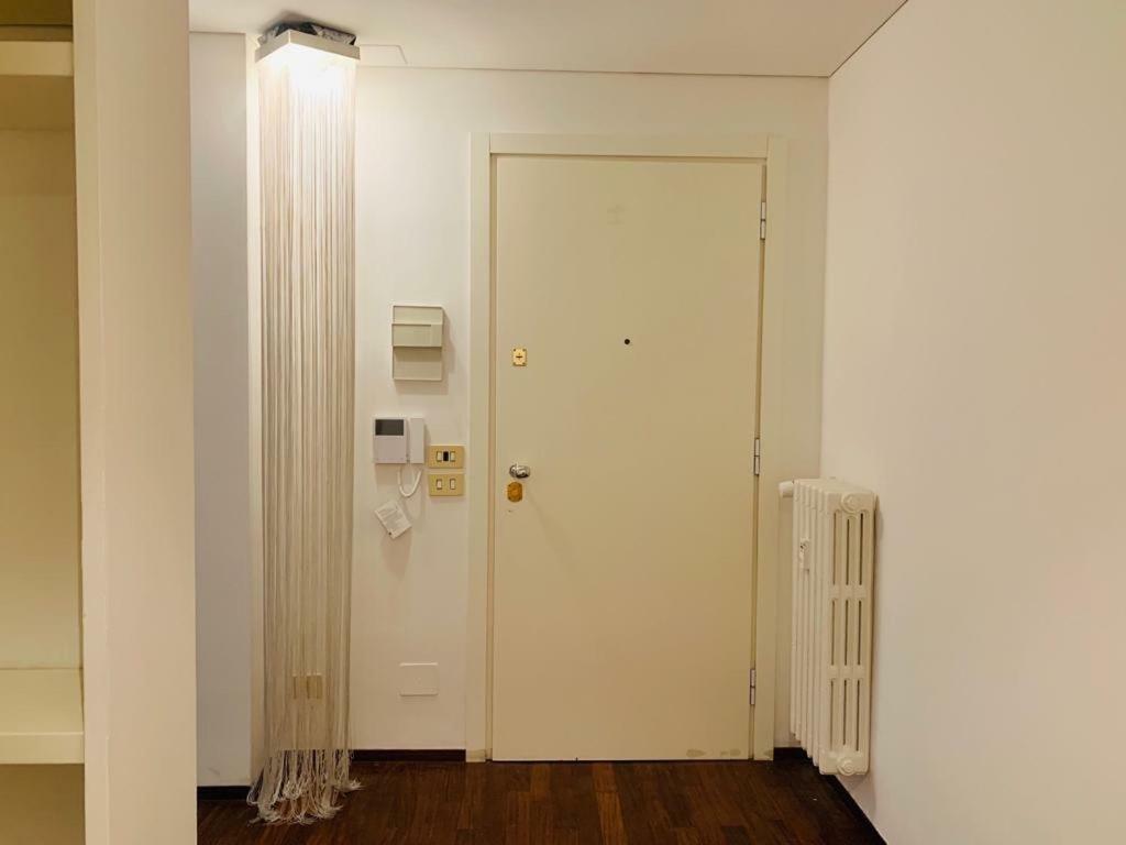 Whouse Luxury Universita' ボローニャ エクステリア 写真