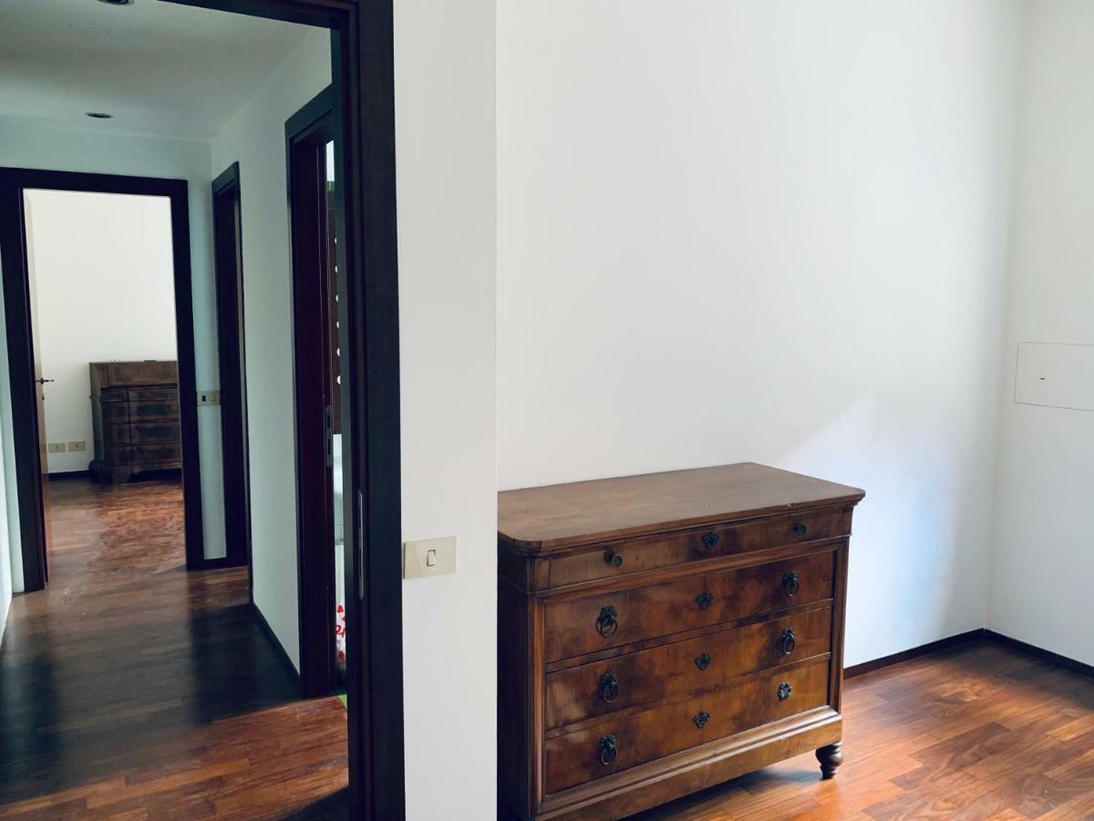 Whouse Luxury Universita' ボローニャ エクステリア 写真